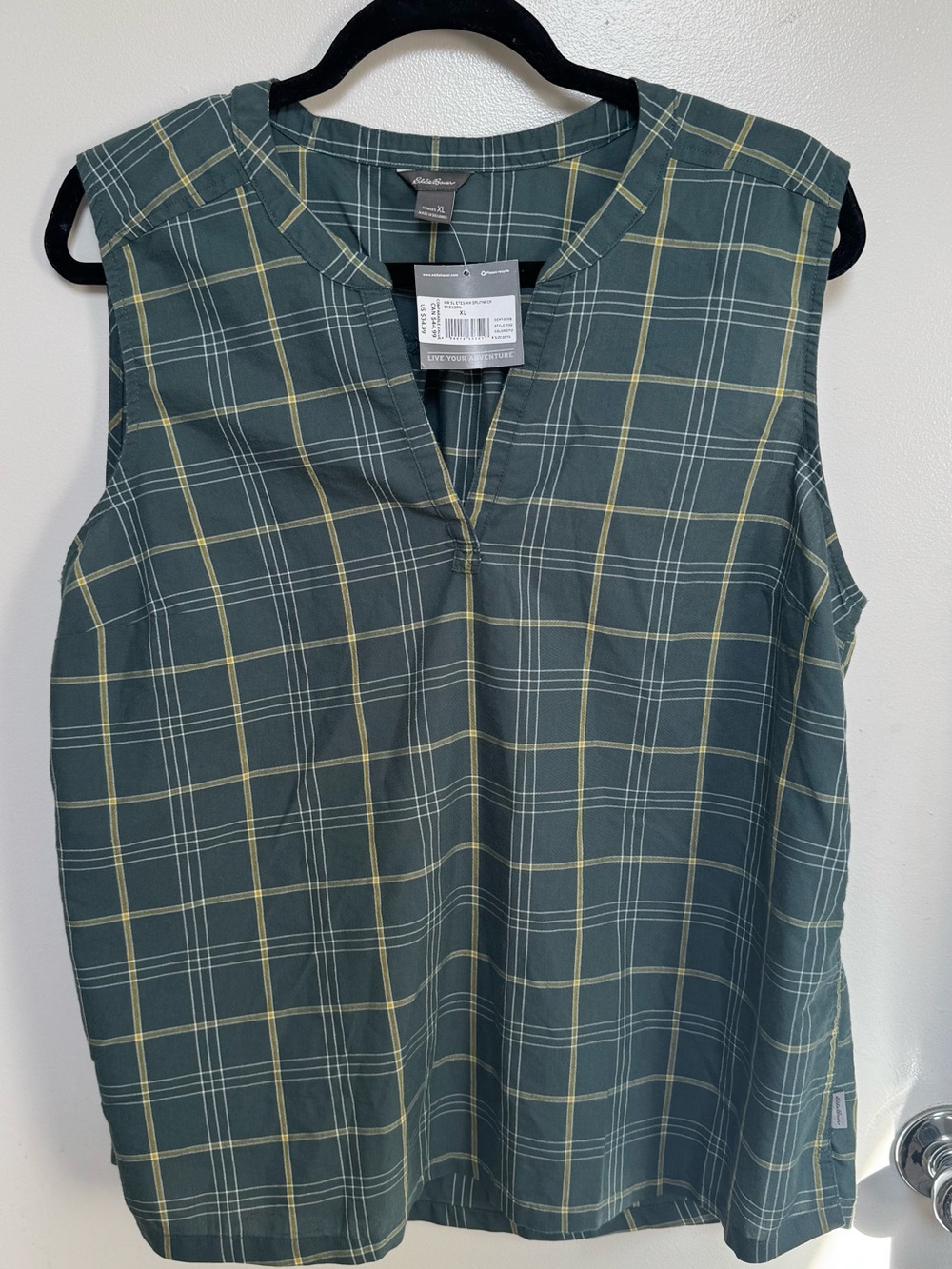 Eddie Bauer Green Plaid Sleeveless V-Neck Camisole